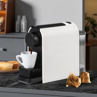 Intelligent automatic high-pressure capsule coffee machine